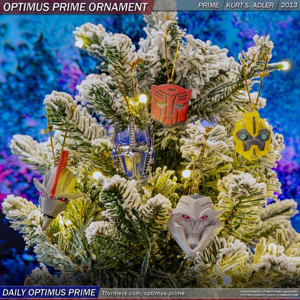 Daily Prime   Transformers Prime Optimus Prime Ornament Set (1 of 1)
